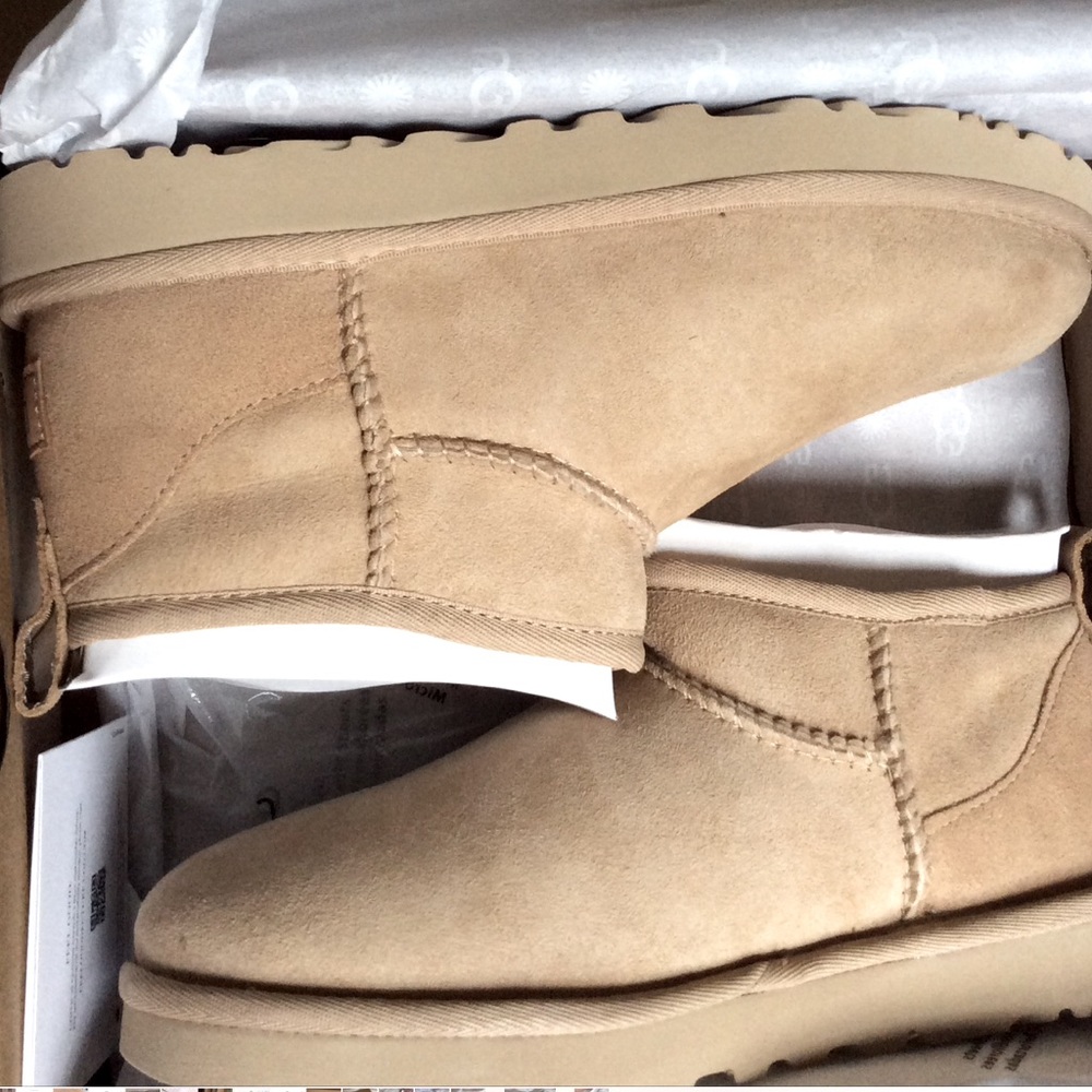 UGG CLASSIC ULTRA MINI boots
